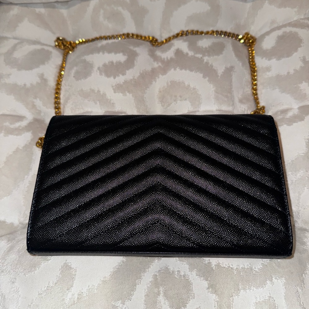 Saint Laurent Black Chevron Clutch with Gold Chain - Picture 4 of 7